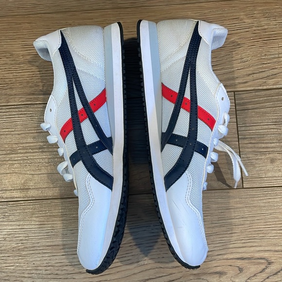ASICS red, white & blue sneaker - Picture 4 of 8